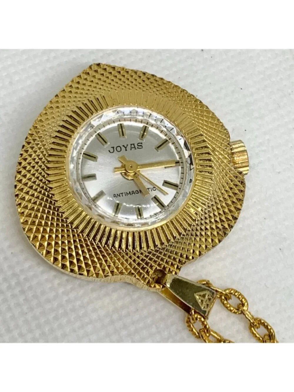 Vintage Joyas antimagnetic mechanical heart shaped pendant pocket watch works